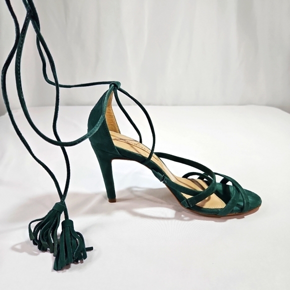 BCBGMAXAZRIA Green Suede Heels Sz 36 - Picture 7 of 8